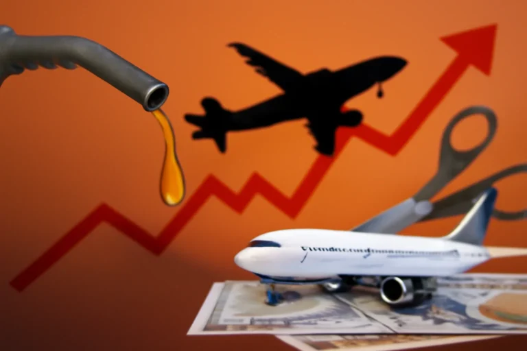 Preço das passagens aéreas pode subir até 20% com alta de mais de 50% no querosene, entenda impacto, medidas da Petrobras e risco de cortes de voos