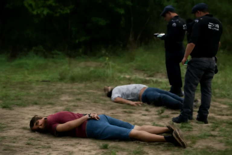 Corpos encontrados em João Pessoa com mãos amarradas e marcas de tiros, polícia investiga se vítimas são trabalhadores desaparecidos da Bahia